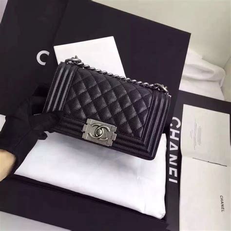 mini boy chanel 20cm|Chanel small boy bag black.